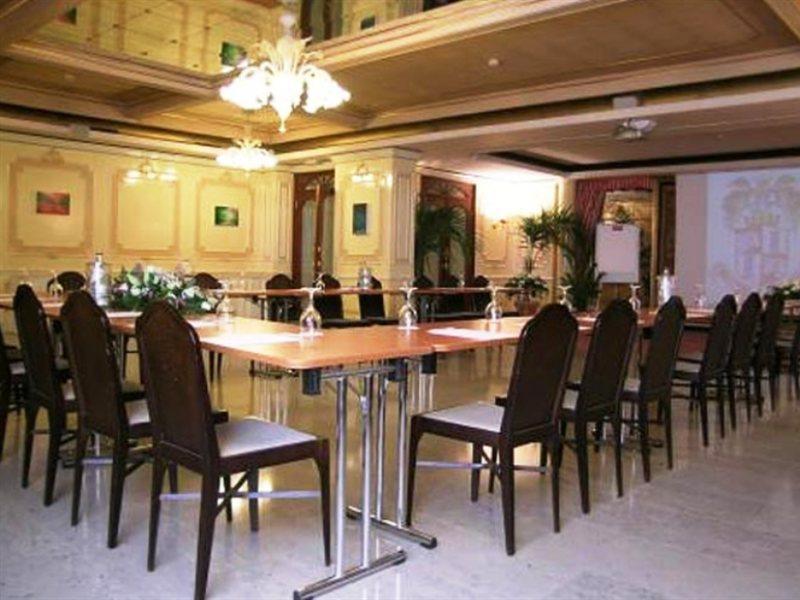 Alli Due Buoi Rossi Alessandria Buitenkant foto